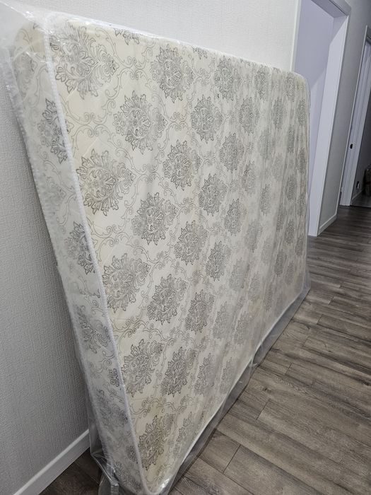 Отдам даром Матрас 160×200