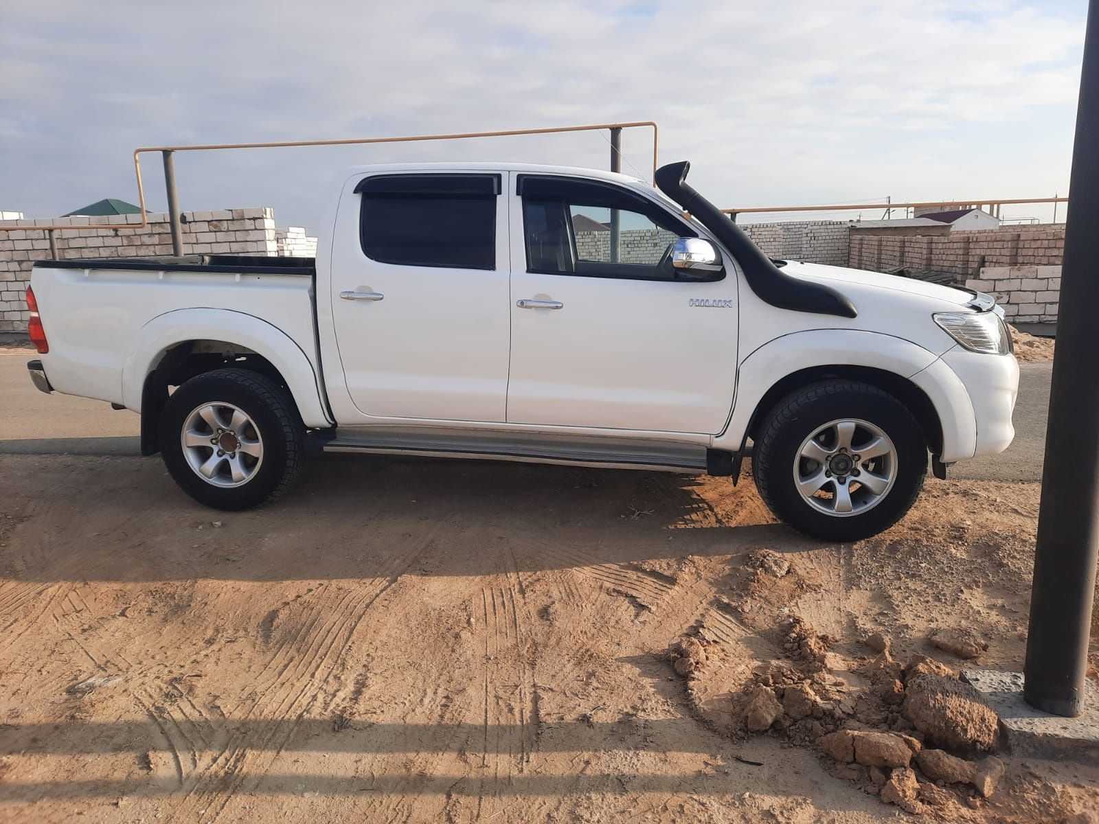 Toyota Hilux 2007. Тойота Хайлюкс 2007.