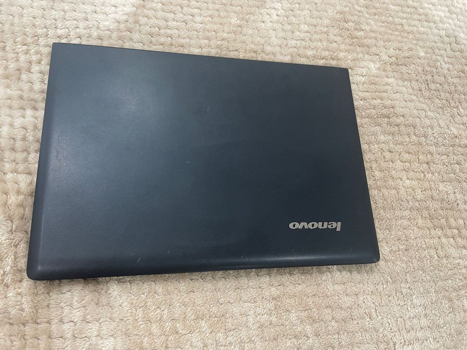 Продам ноутбук lenovo сумка мышка