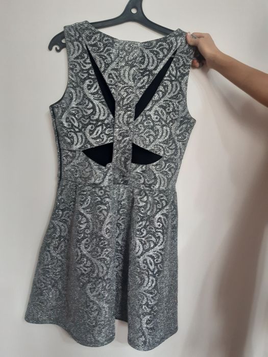 Продам красивое платье