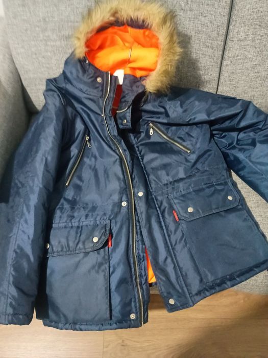 Продам куртку зимнюю Аляска