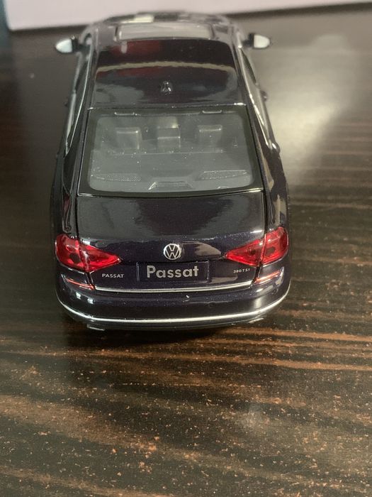 Игрушечные машинки