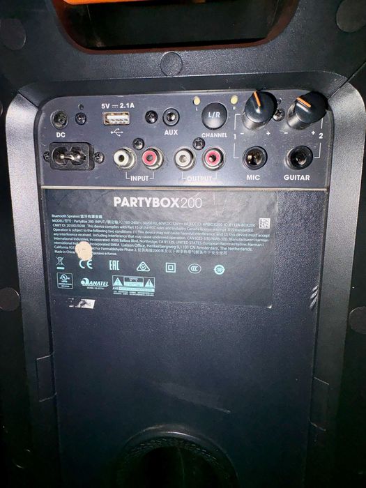 JBL PartyBox 200 – 2 bucăți – TWS stereo – 240W RMS