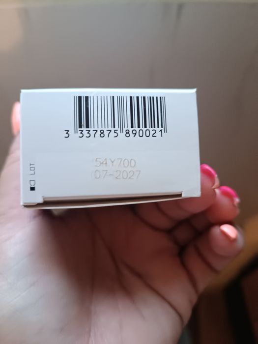 MELA B3 SERUM
SERUM
Интензивен концентриран серум против тъмни петна и