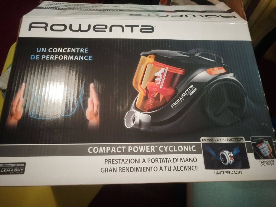 Продавам прахосмукачка Прахосмукачка Rowenta Compact Power Cyclonic RO3753EA