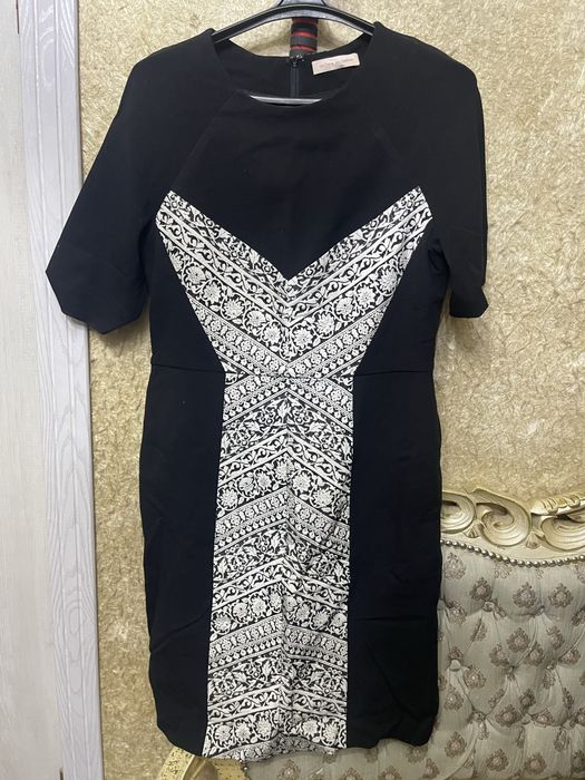 Продаются платья