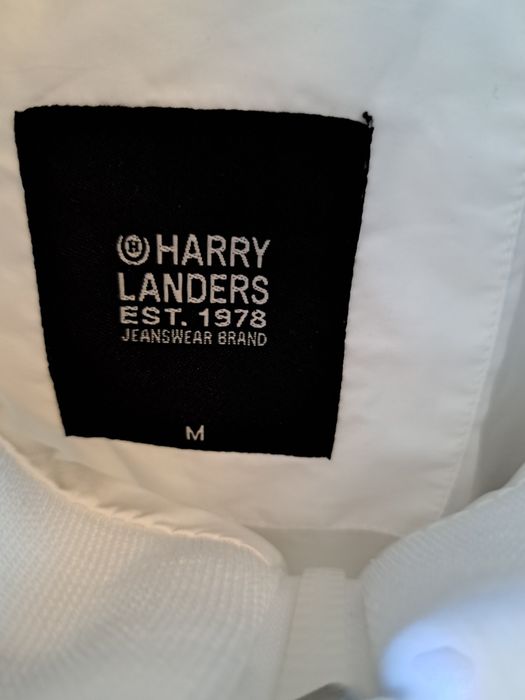 Дамско бяло яке М размер