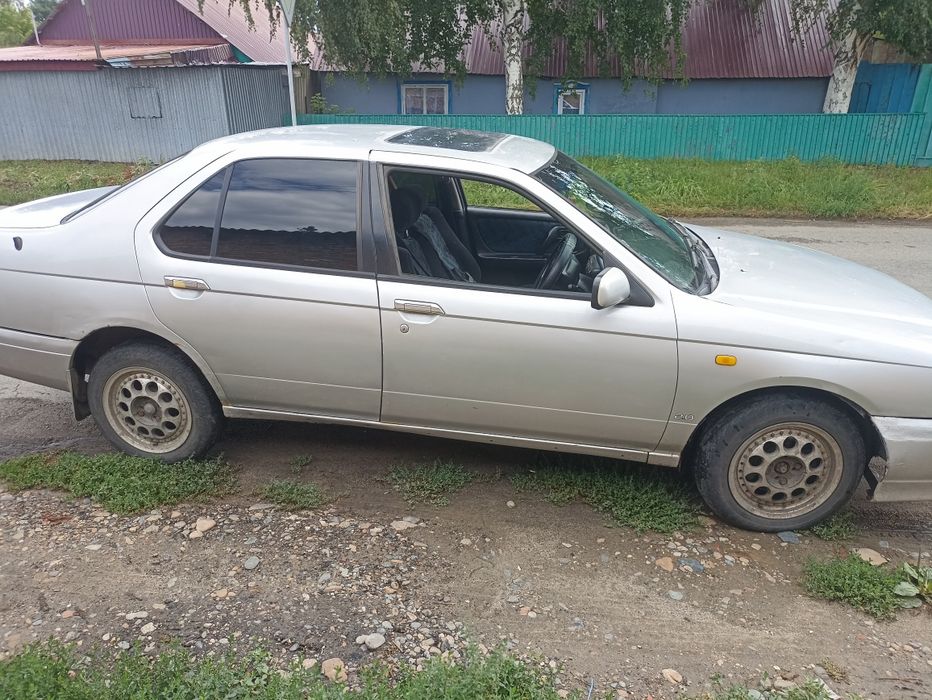 Продам ниссан блюберд