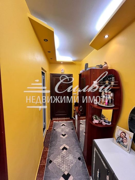 Двустаен апартамент - кв. Боян Българанов 1