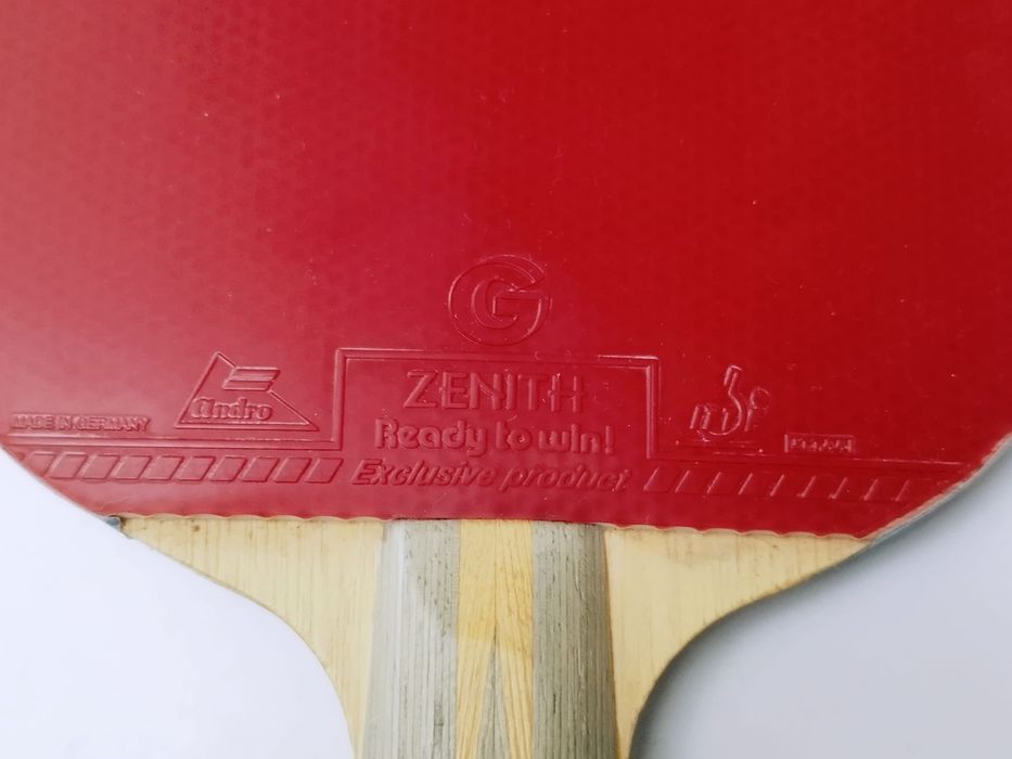 Paleta de tenis de masa profesionala personalizata, husa Donic, maner lemn tsp balsa 6,5 offensive