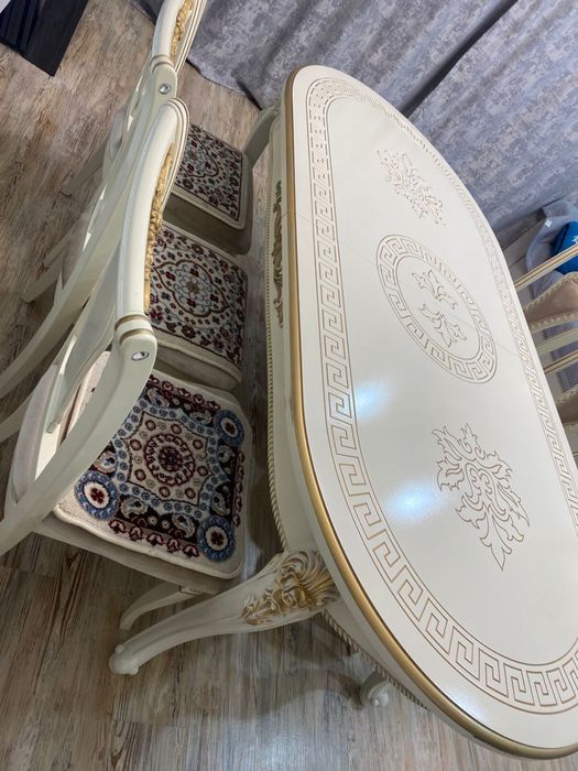 Стол и стулья россия