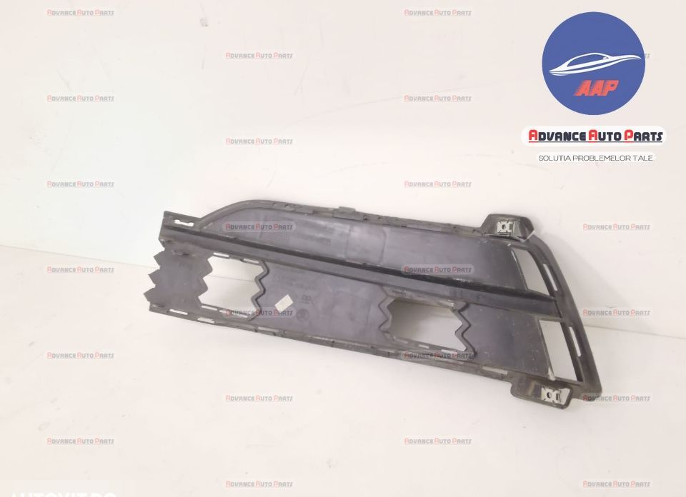 Шкода Карок / Skoda Karoq 1 Десен проекторен грил код 57A807368 - ориг