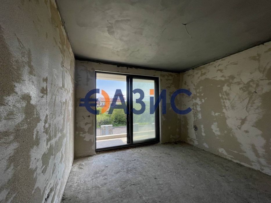 Продава се Къща в с. Синеморец, Област Бургас - 200 кв.м за 751 €/кв.м - Снимка #1