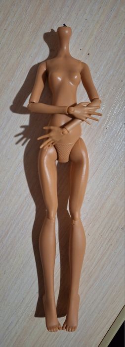 Тело без головы Клео Monster high