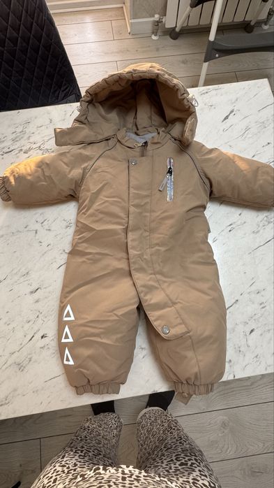 Продам комбинезон зимний