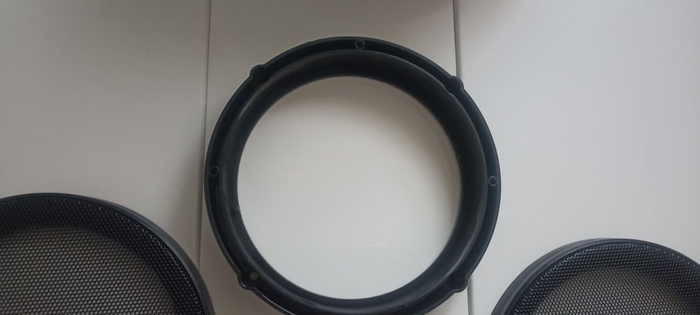 Inele adaptoare pentru difuzoare 16 cm