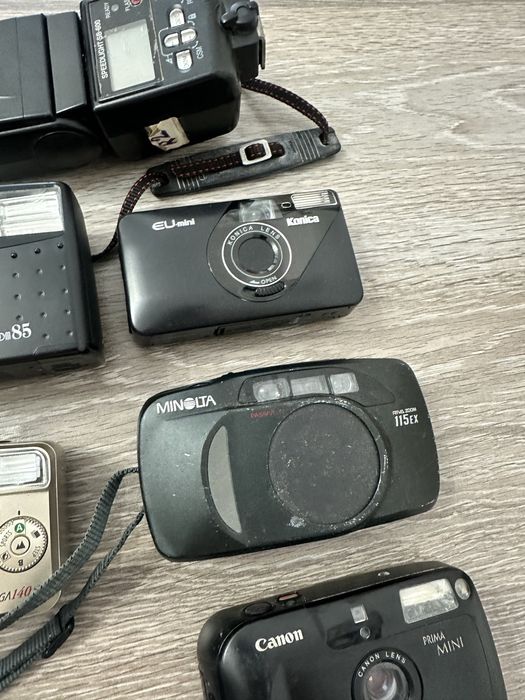 Lot aparate foto si accesorii defecte