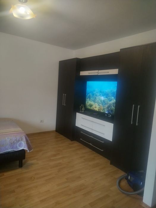 Garsoniera confort 1 de închiriat