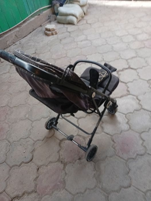 Продам коляску прогулочная  детская