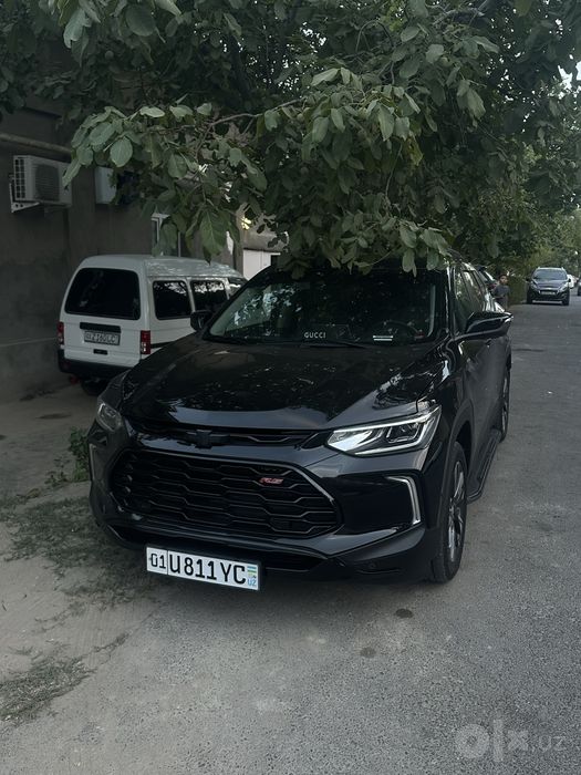 СРОЧНА Tracker premier 2024 /25 toza navarot bor otadigon joyi bor