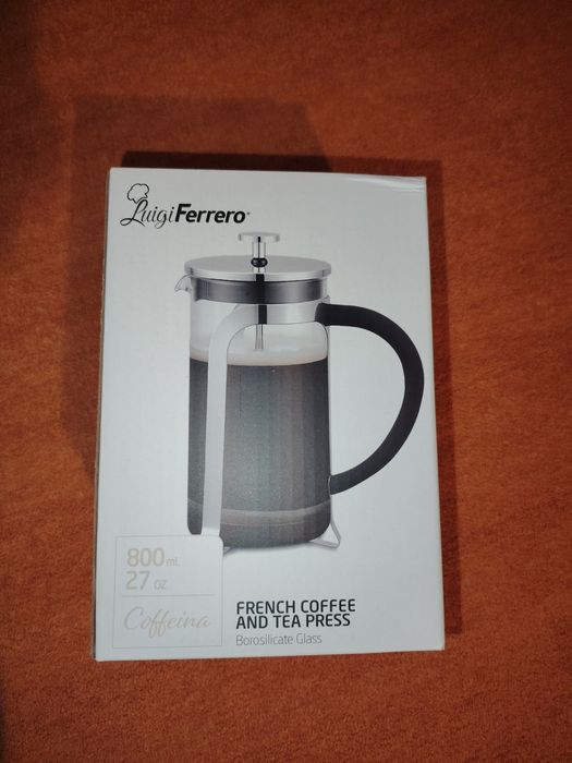 Френска преса за кафе и чай