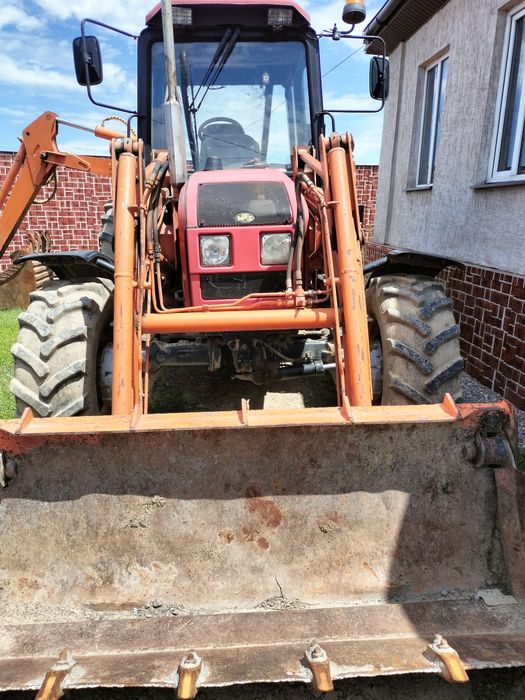продам трактор экскаватор-погрузчик