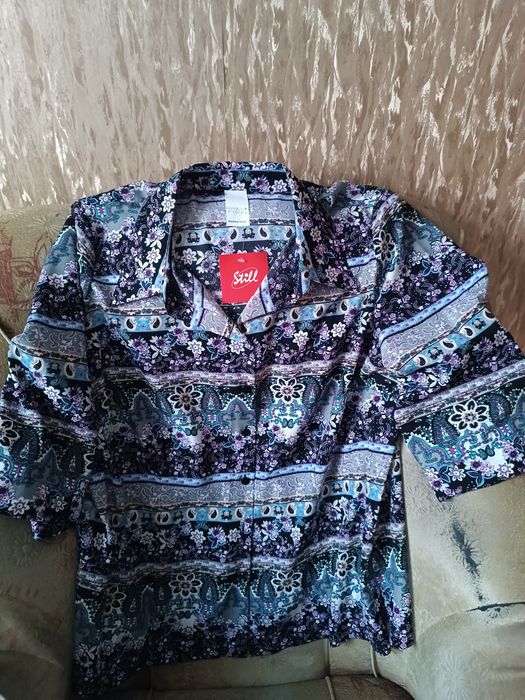 новые блузки 50 и 54 размера