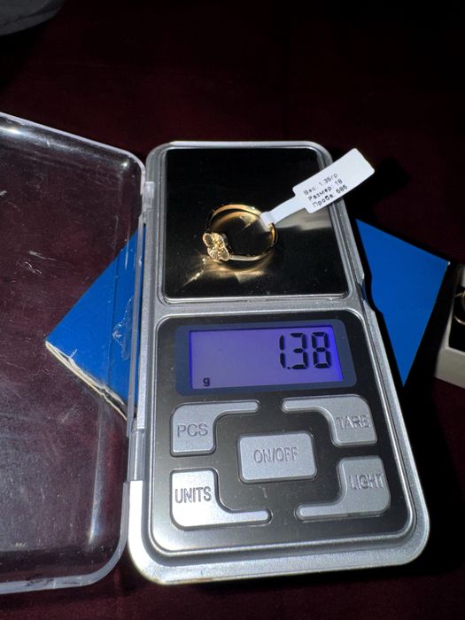 Золотое кольцо 585 пробы