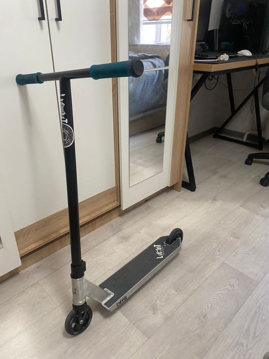 Продам Трюковой самокат