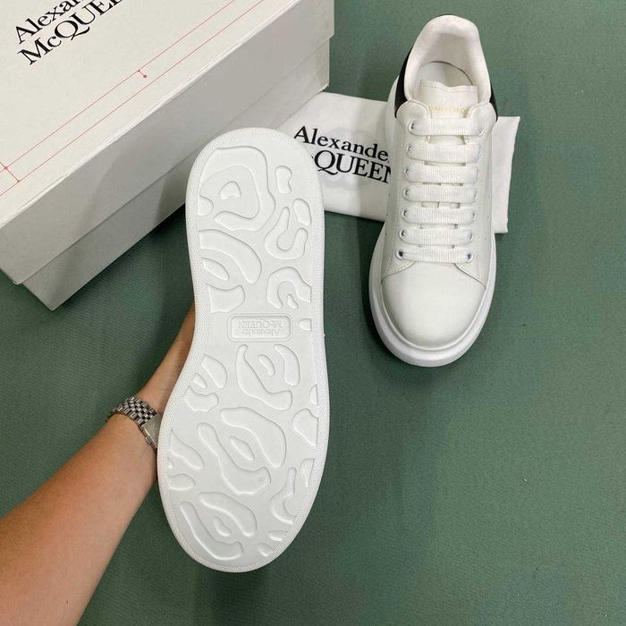 Adidasi Alexander Mc Queen l Produs NOU Premium din Piele - Full Box