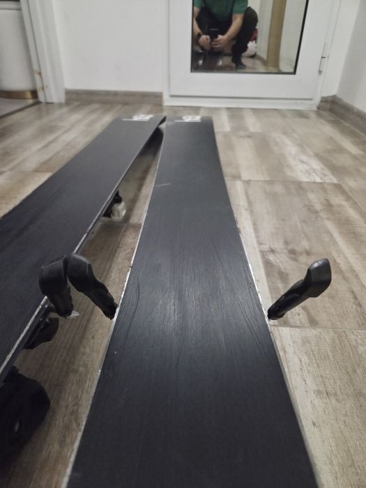 Туринг ски HEAD Collective 105 с Tyrolia автомати и колани към