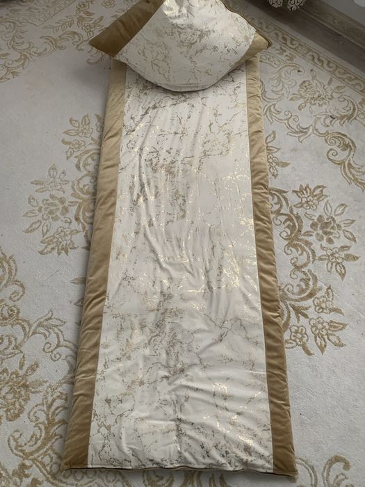 Қыз жасау құрақ көрпе, сандықтар