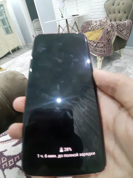 Samsung S20 red product