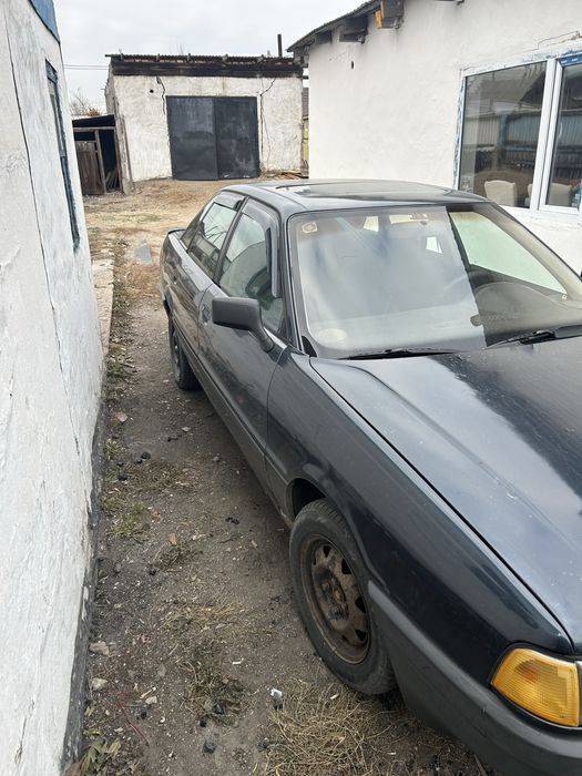 Продаю ауди 80 в отличном состояний