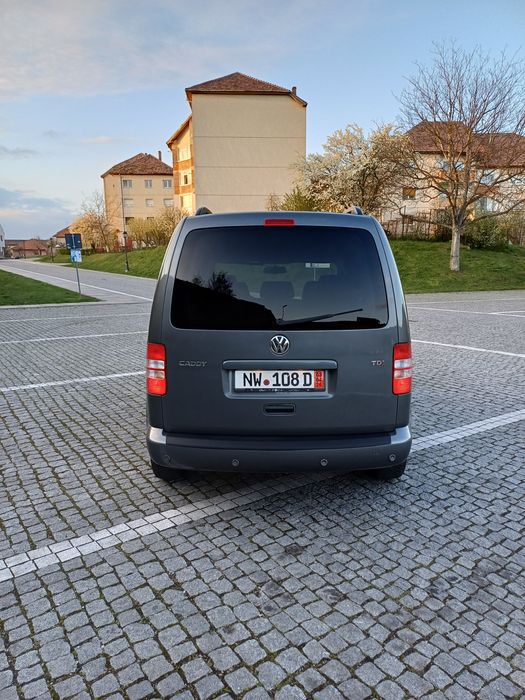 Vând Volkswagen Caddy 2012