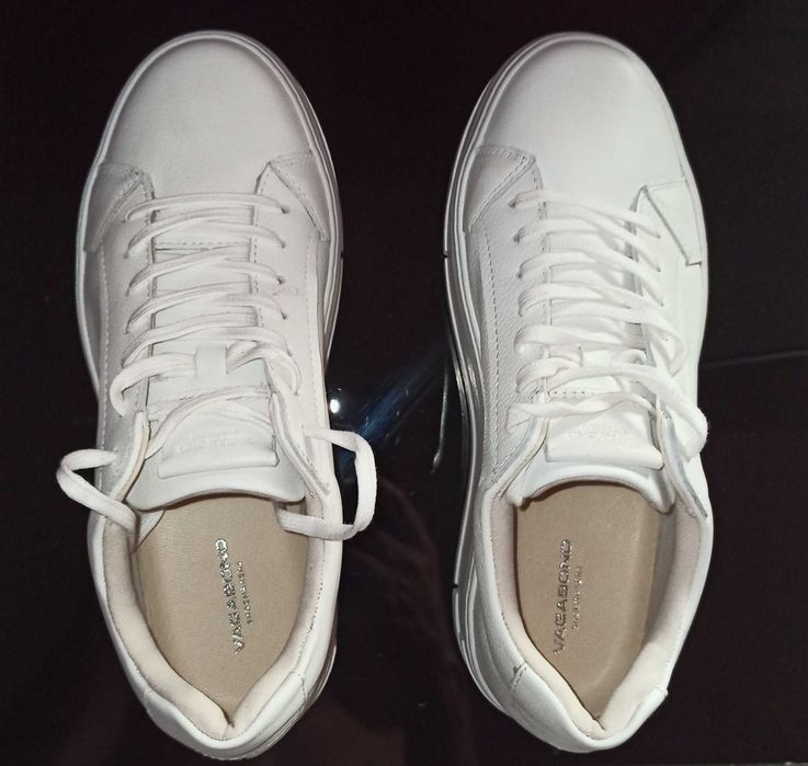 20% намаление на дамски кецове изцяло от естествена кожа Vagabond Нови