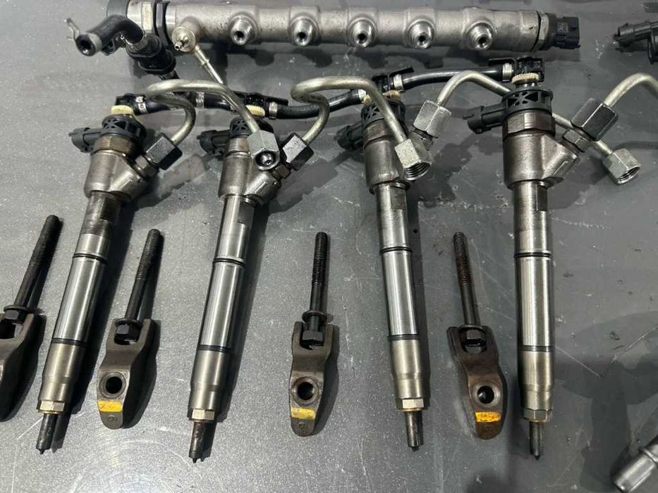 Kit Injectie 331002A600 338002A610 314002A640 Hyundai Kia 1.4 1.6 CRDi