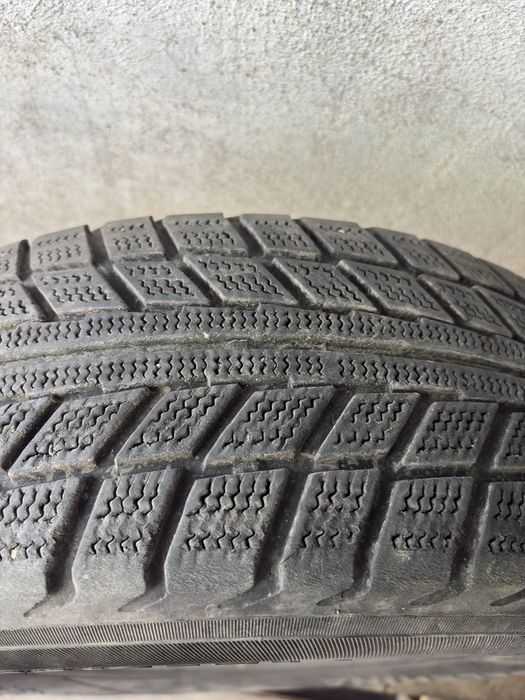 Продам резину 185 65 r14