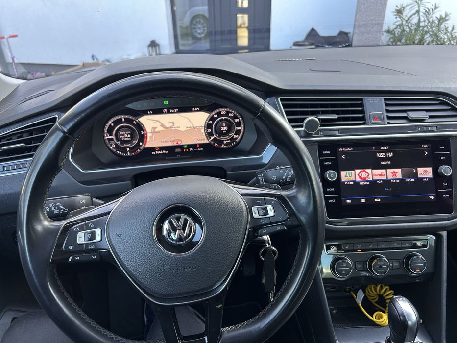 VOLKSWAGEN Tiguan 2018 — imagine 3