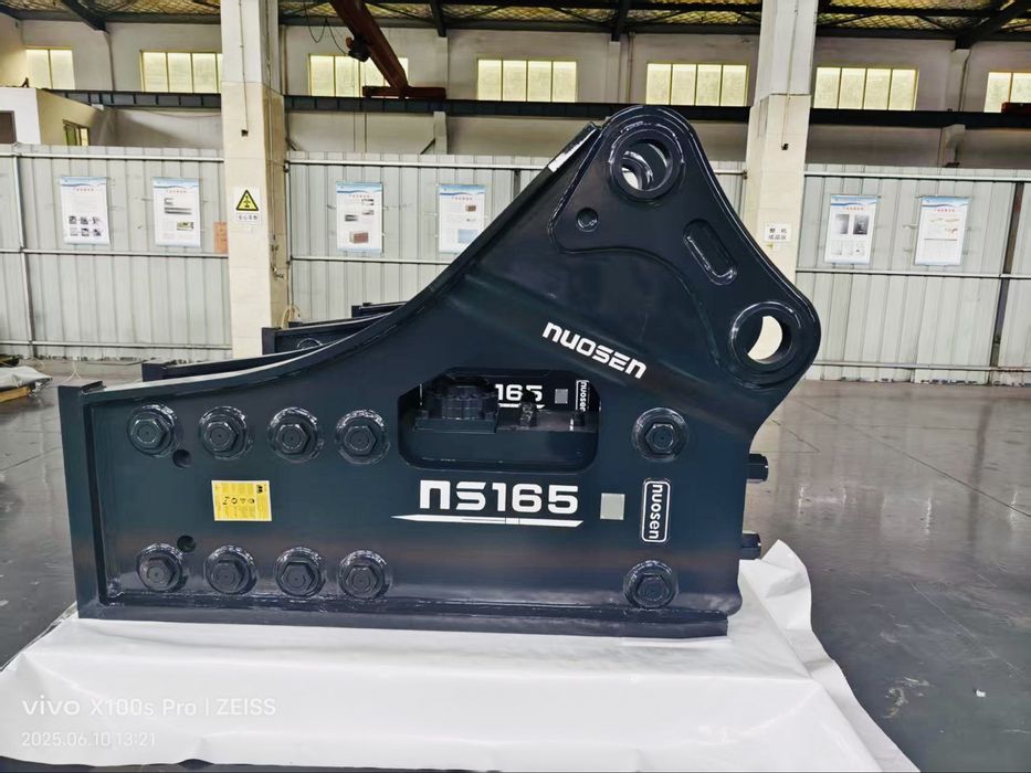 Gidromolot SB121 -a’lo holatda, ishlashga tayyor!!