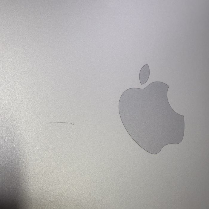 Macbook Neo 8/512 Silver