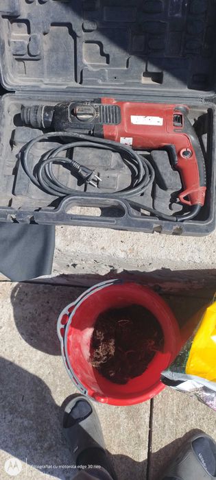 Rotopercutor RAIDER defect pentru piese de schimb..