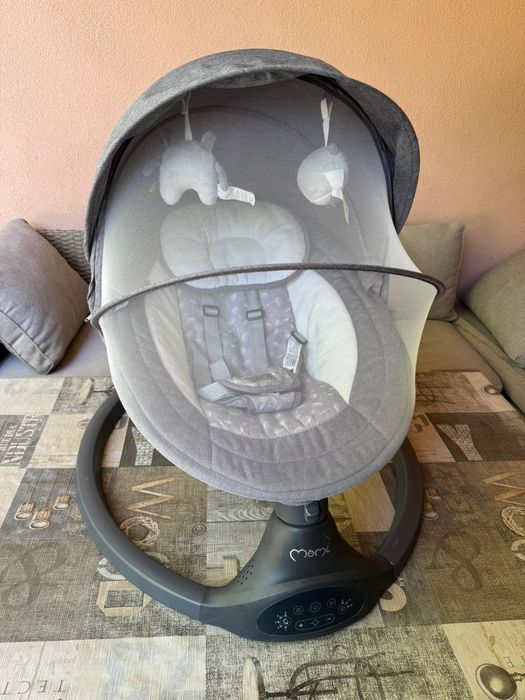 Електрическа люлка Momi