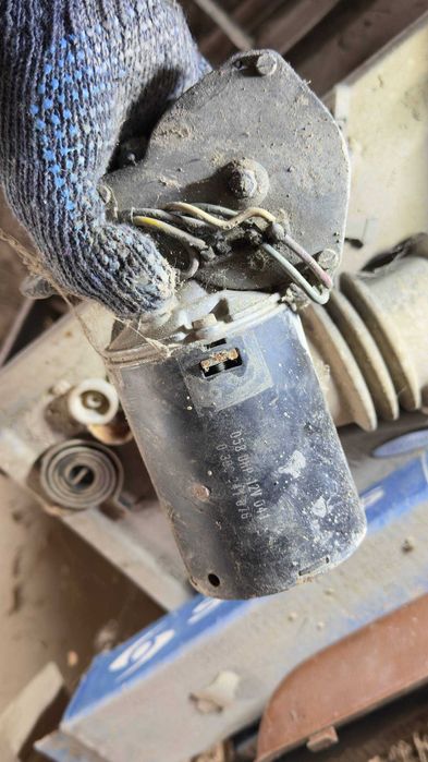 Запчасти mercedes w123 w116