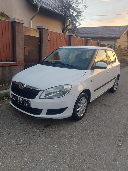 SKODA Fabia 2012 — imagine 2