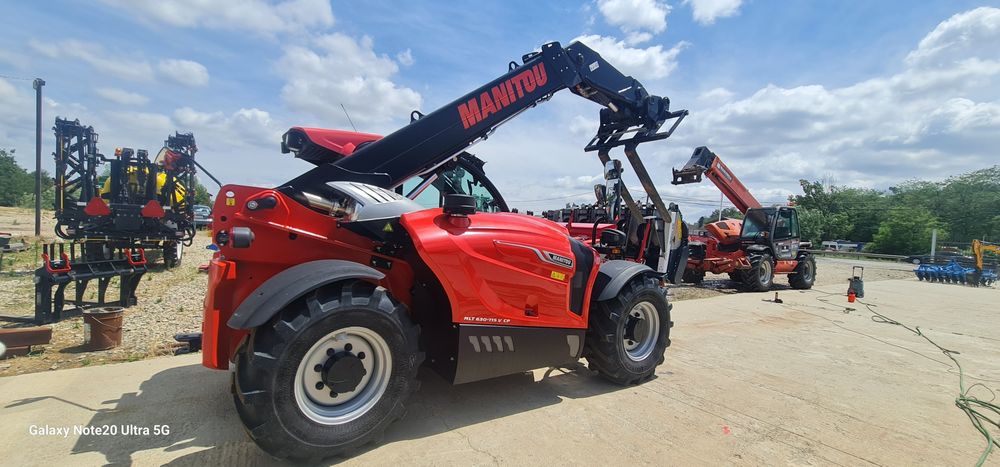 Inchiriez buldoexcavator, inchiriez, miniexcavator, Manitou, incarcato