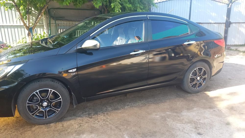 Hyundai accent 2014 года