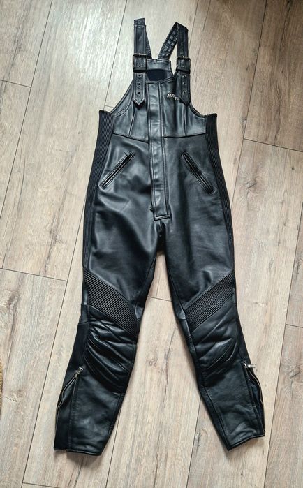 Pantaloni salopetă moto damă piele
