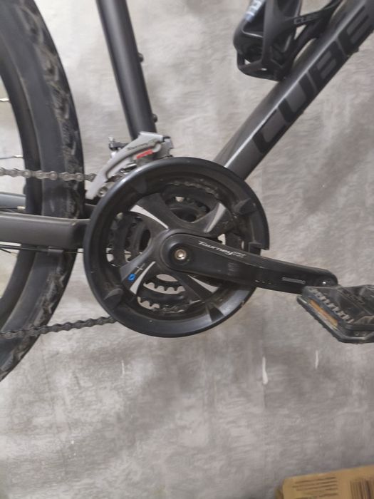 Продам велосипед Cube