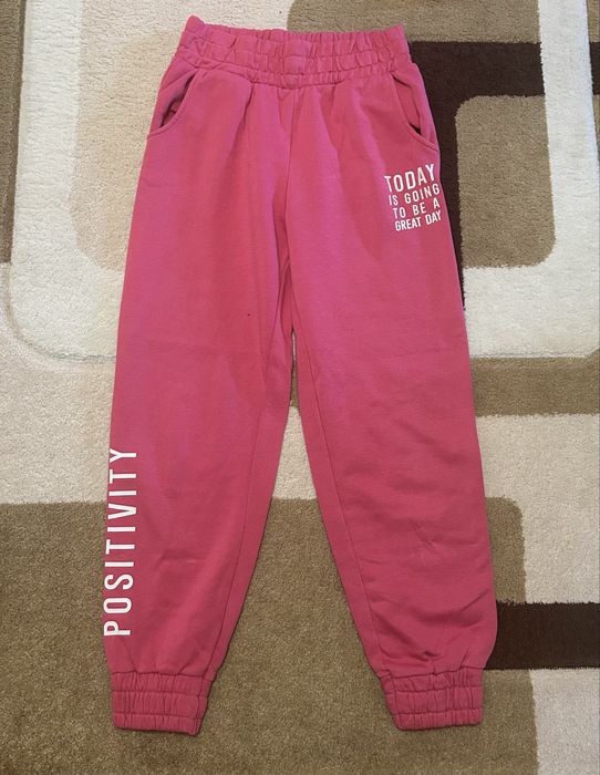 Розов екип за момиче